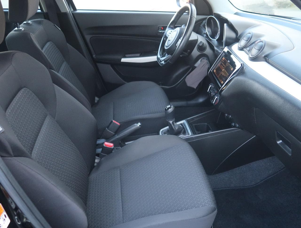 2021 Suzuki Swift - 12