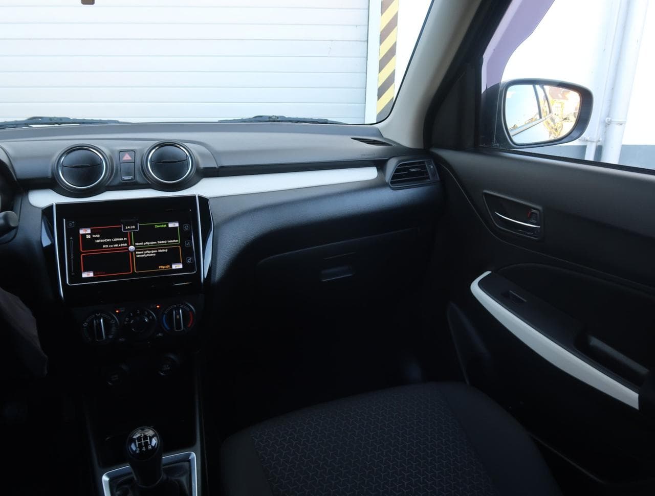 2021 Suzuki Swift - 11