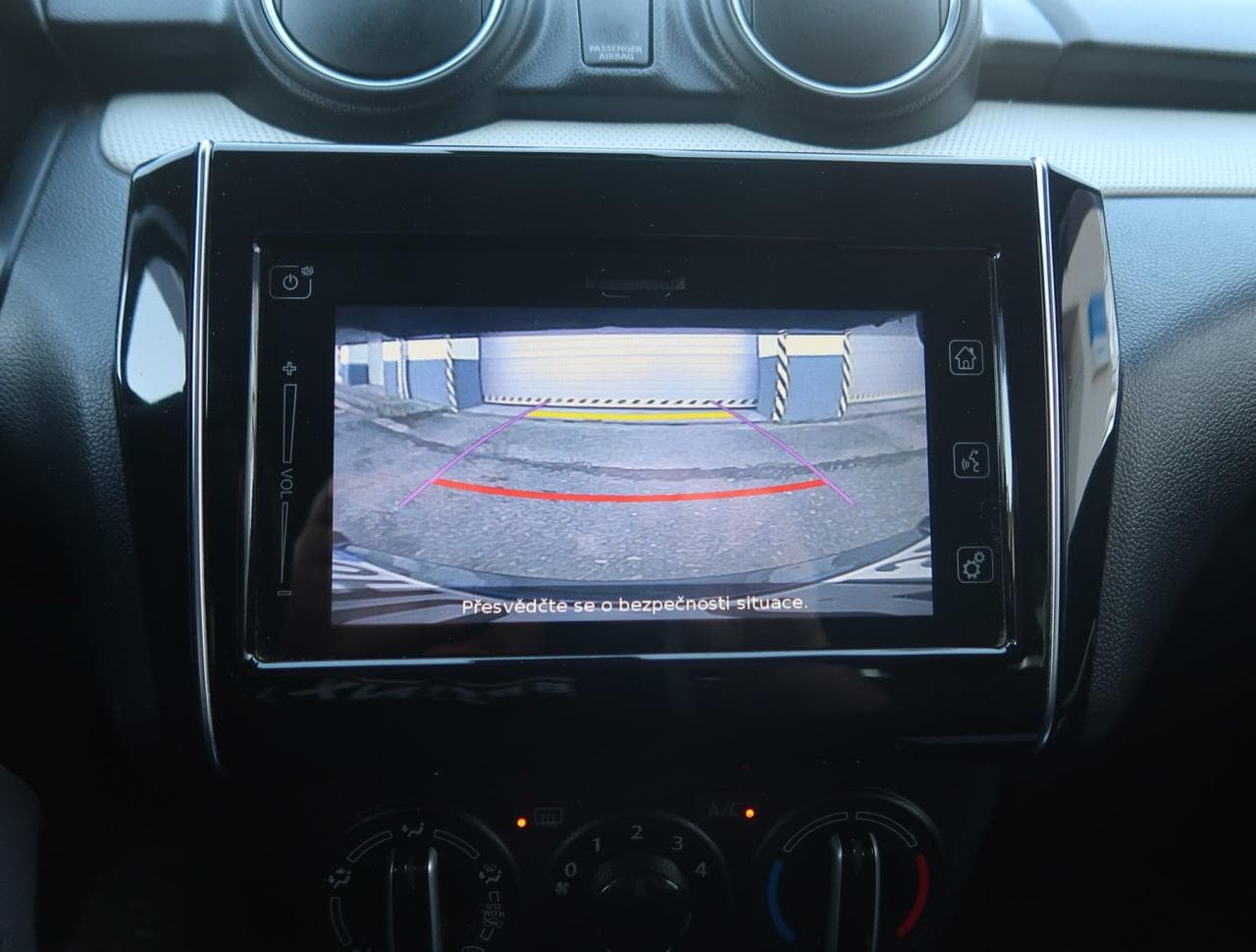 2021 Suzuki Swift - 19