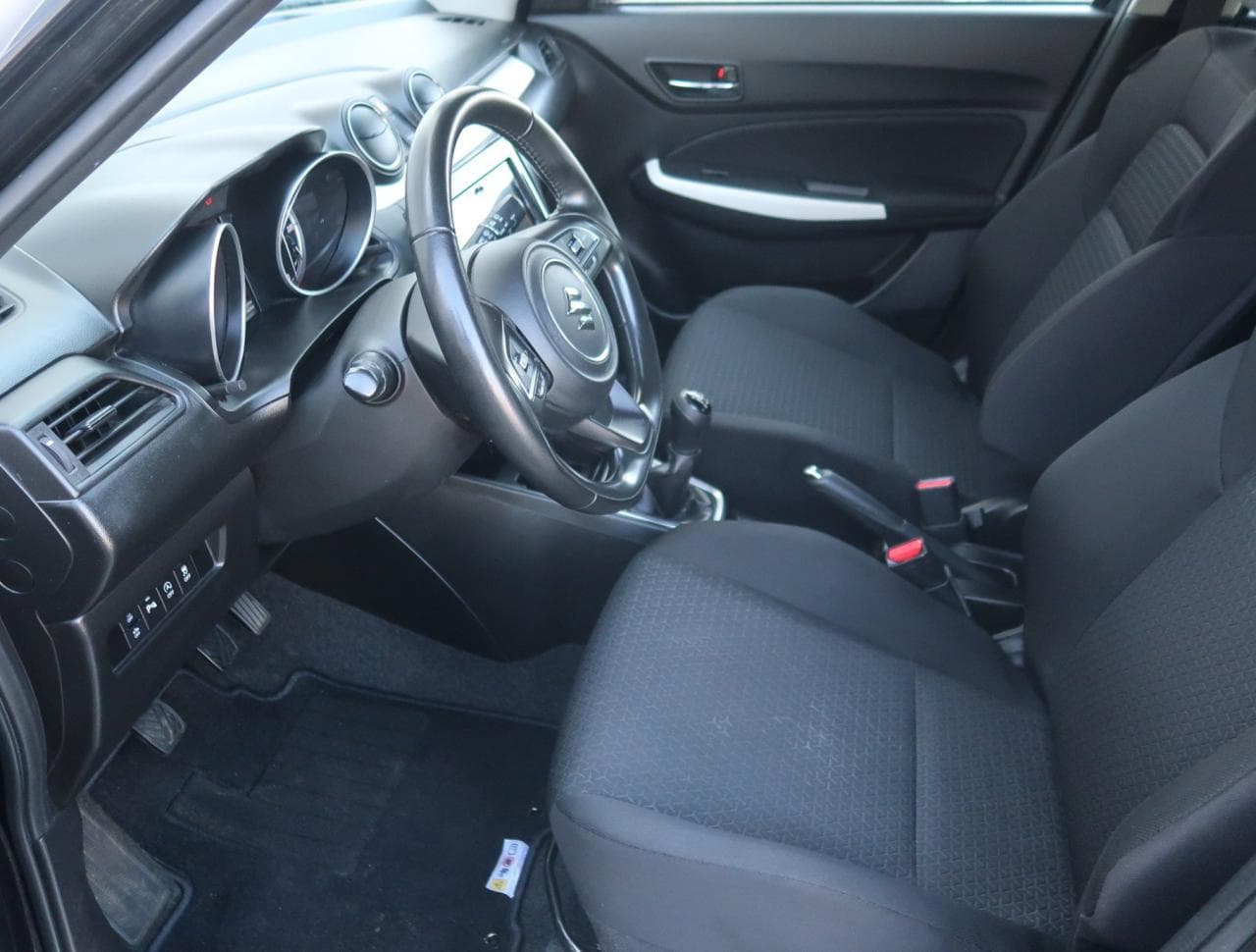 2021 Suzuki Swift - 16