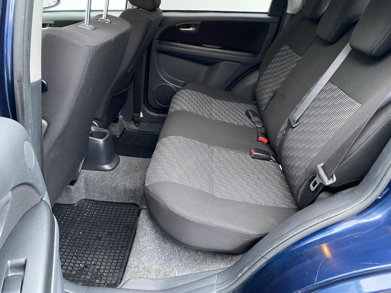2009 Suzuki SX4 - 10