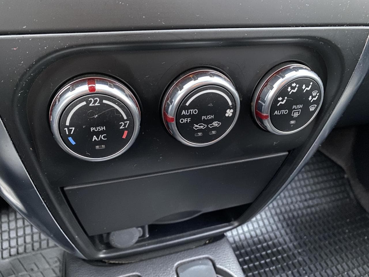 2009 Suzuki SX4 - 13