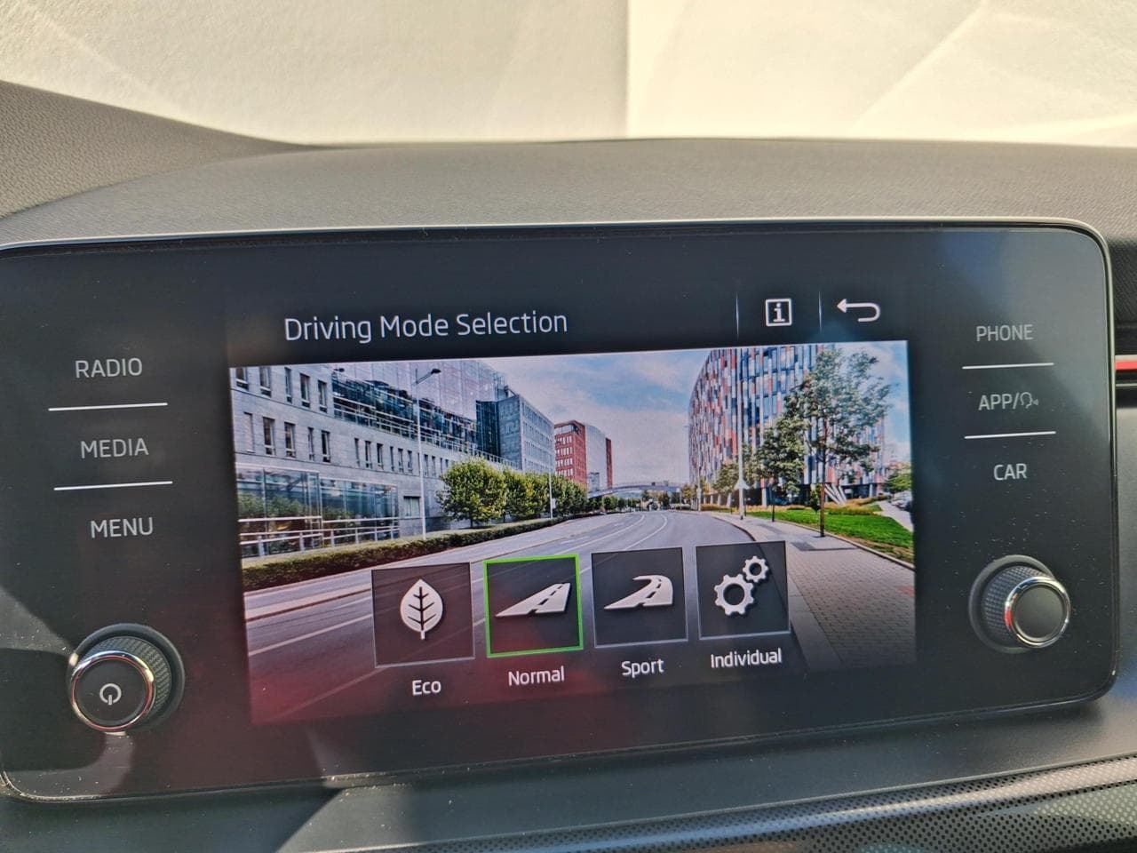 2023 Škoda Scala - 17