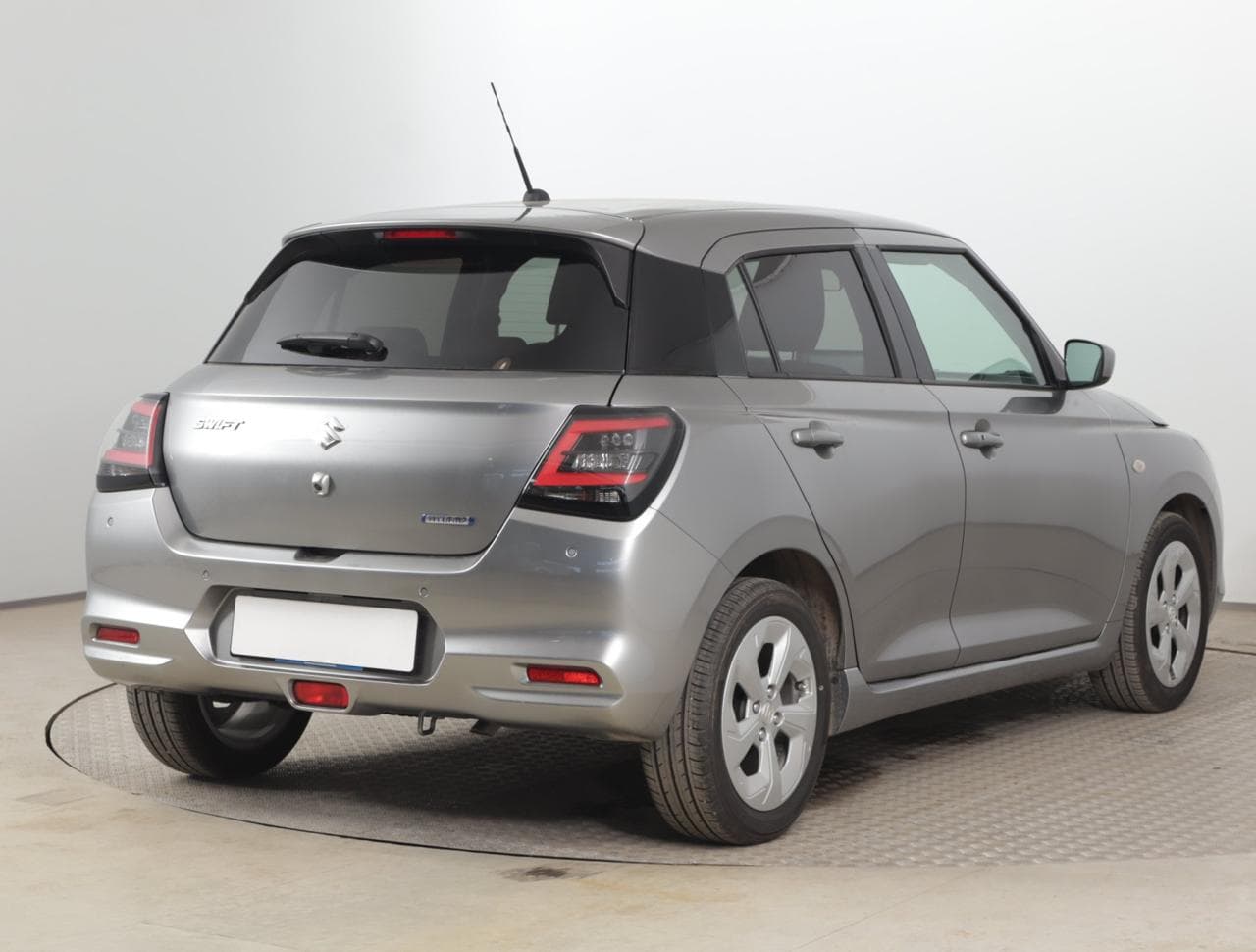 2025 Suzuki Swift - 7