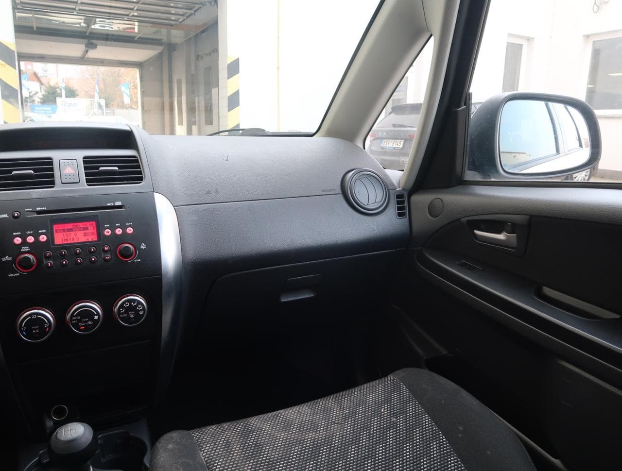 2008 Suzuki Sx4 - 11