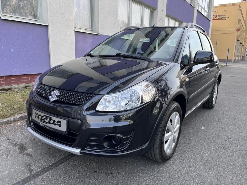 Suzuki SX4 1,6i 4WD 1.maj./servis.k./pneu hatchback