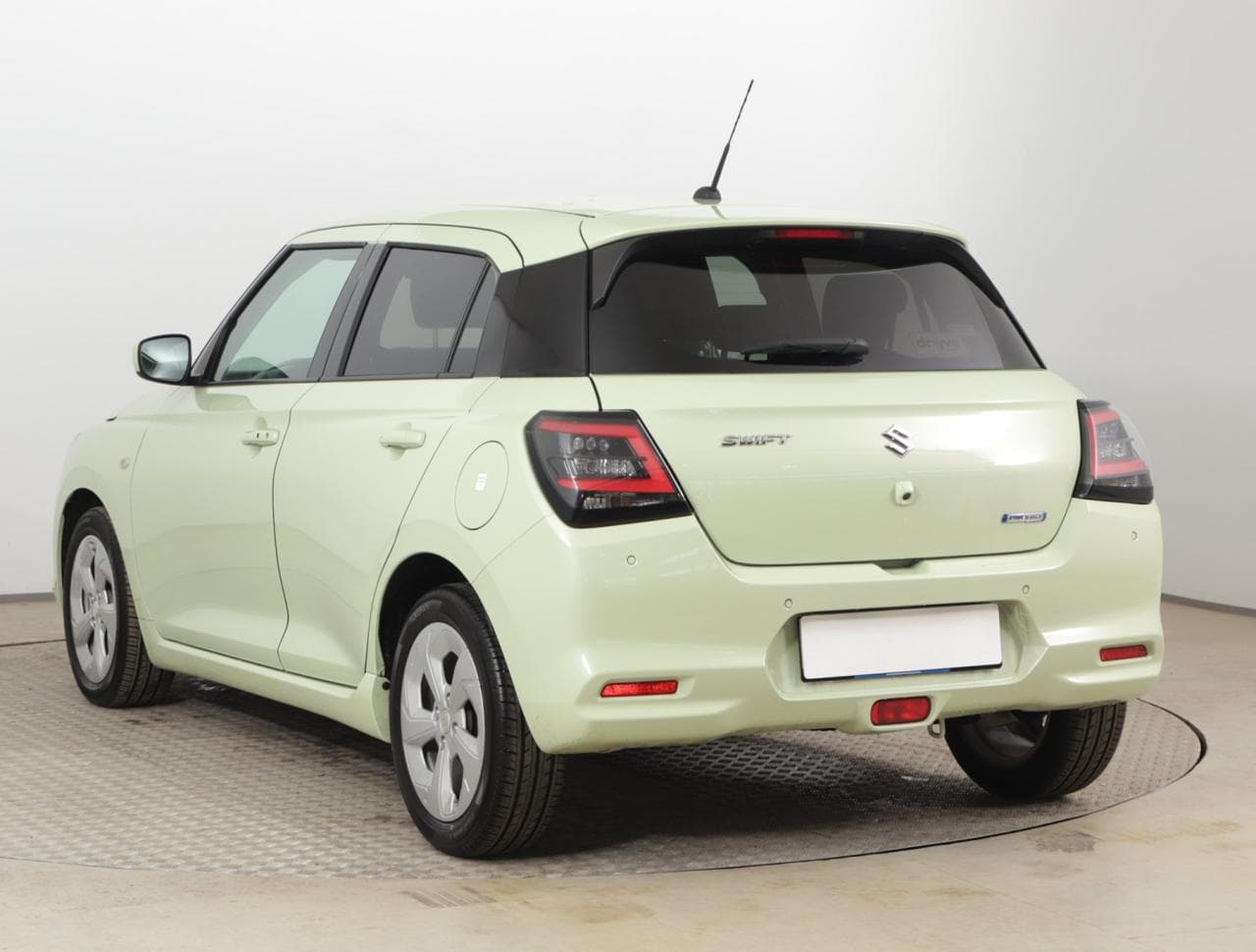 2025 Suzuki SWIFT - 5