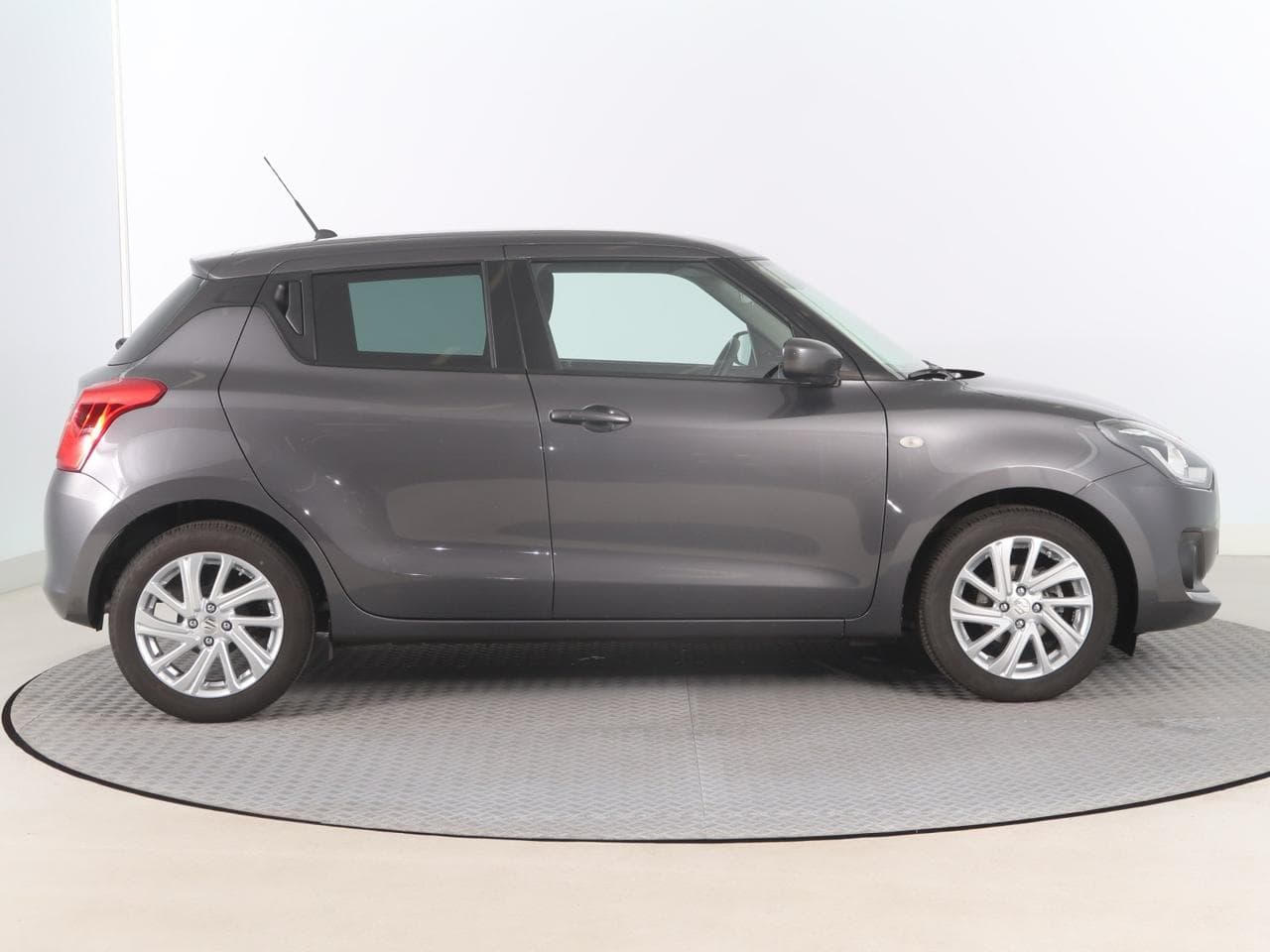 2023 Suzuki SWIFT - 8