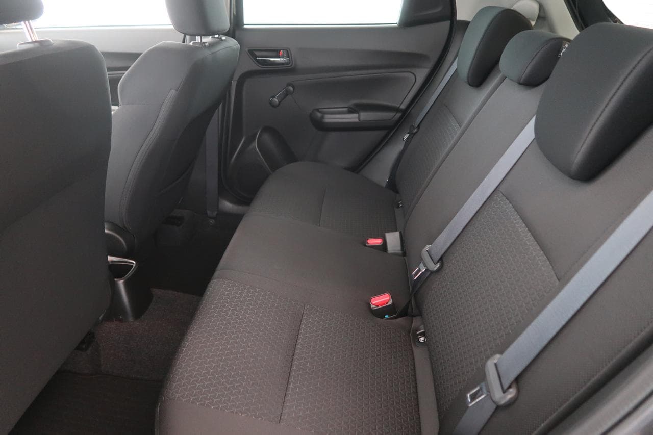 2023 Suzuki SWIFT - 15