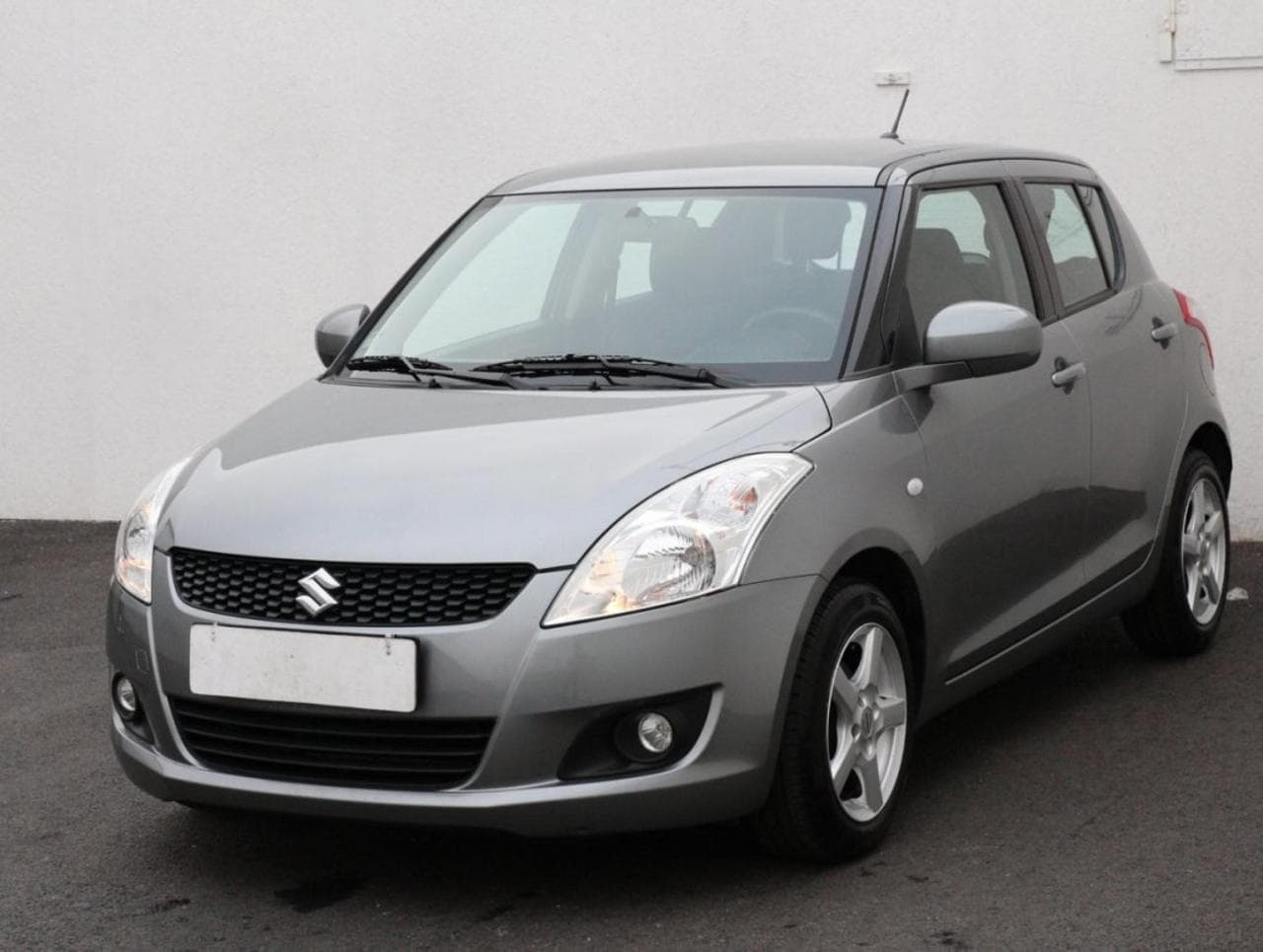 2011 Suzuki SWIFT - 3