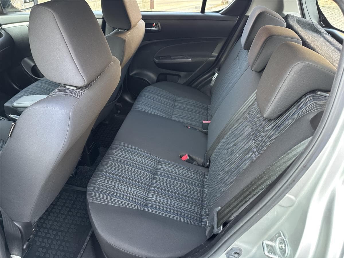 2014 Suzuki SWIFT - 13