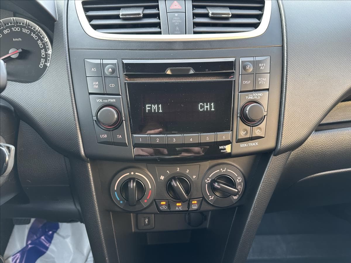 2014 Suzuki SWIFT - 16