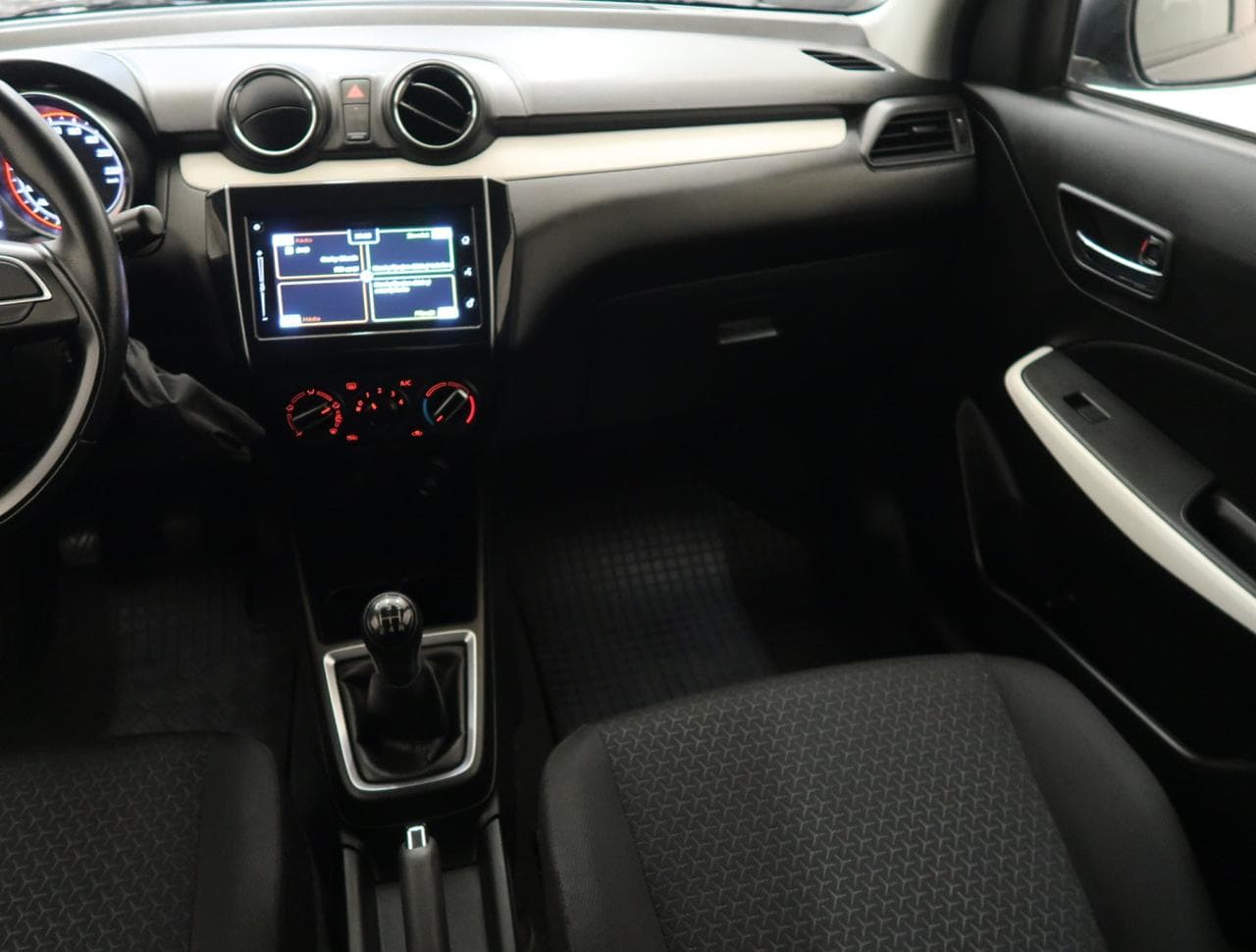 2018 Suzuki SWIFT - 11