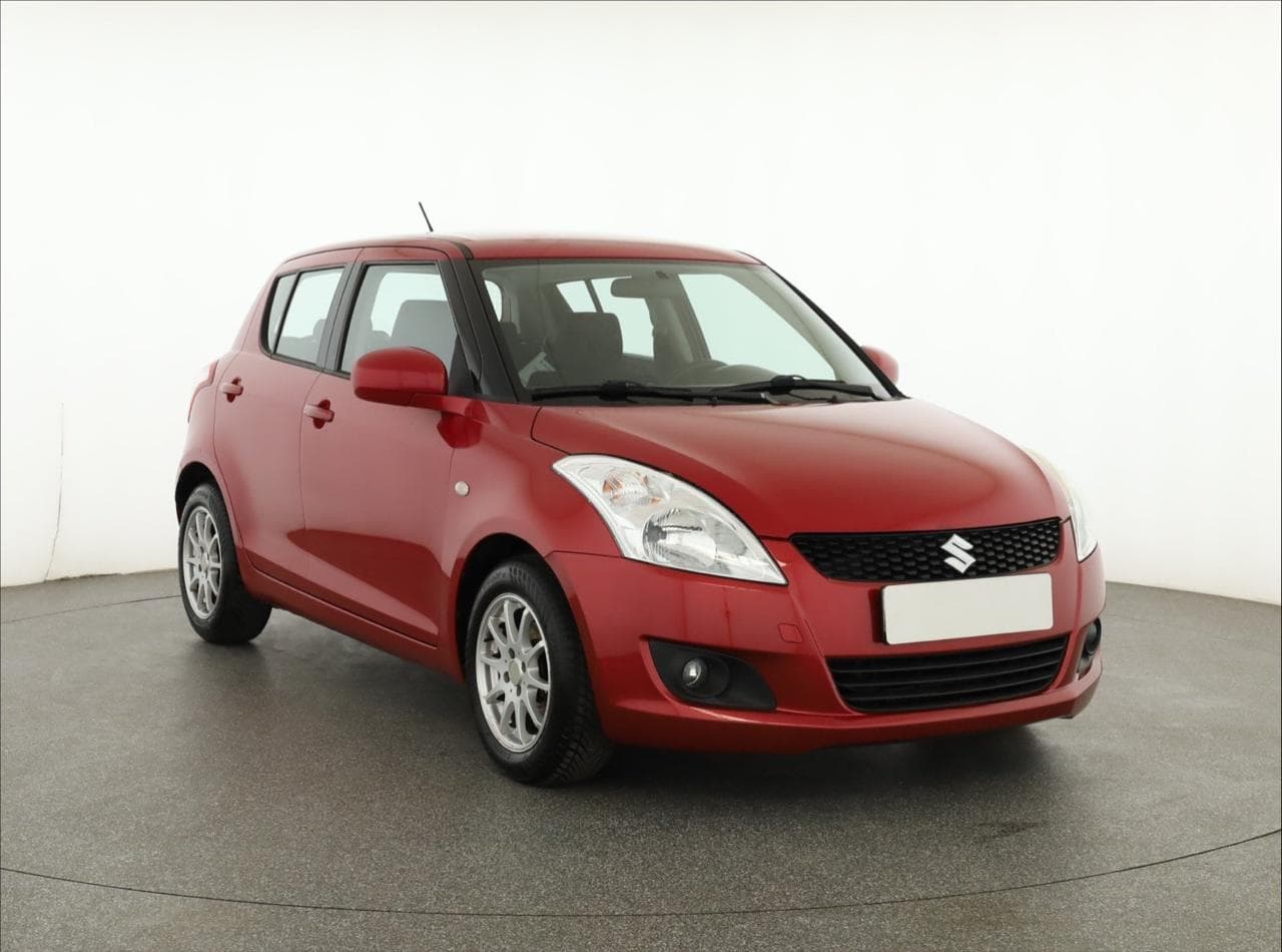 2013 Suzuki SWIFT