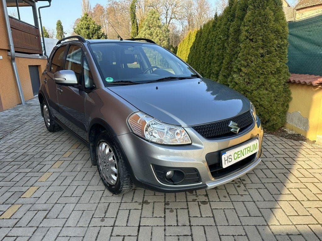 Suzuki SX4 Style 1.6i 88kW serviska tažné hatchback