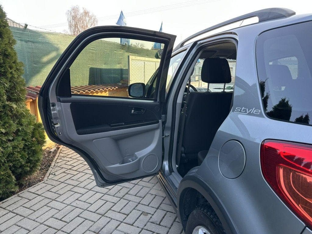 2012 Suzuki Sx4 - 20