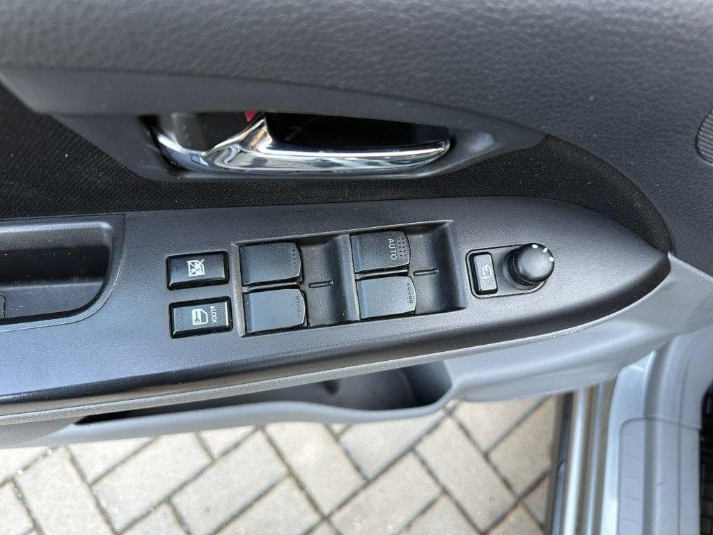 2012 Suzuki Sx4 - 17