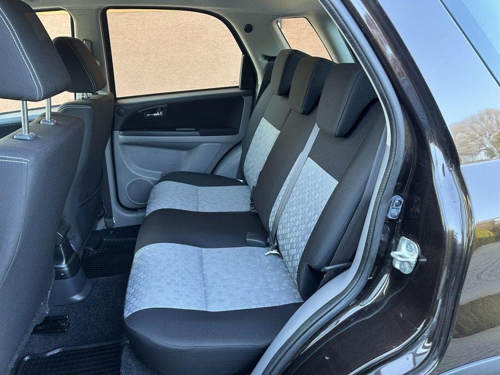 2013 Suzuki Sx4 - 33