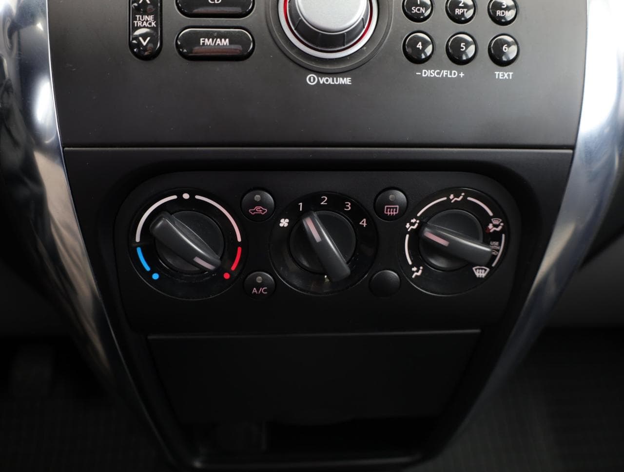 2013 Suzuki SX4 - 17