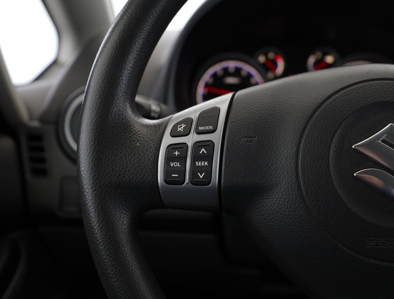 2013 Suzuki SX4 - 14