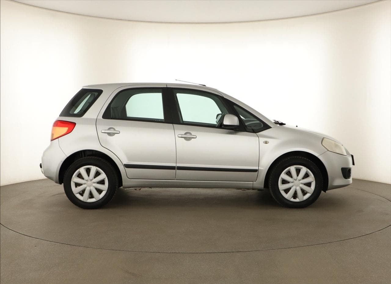 2007 Suzuki SX4 - 8
