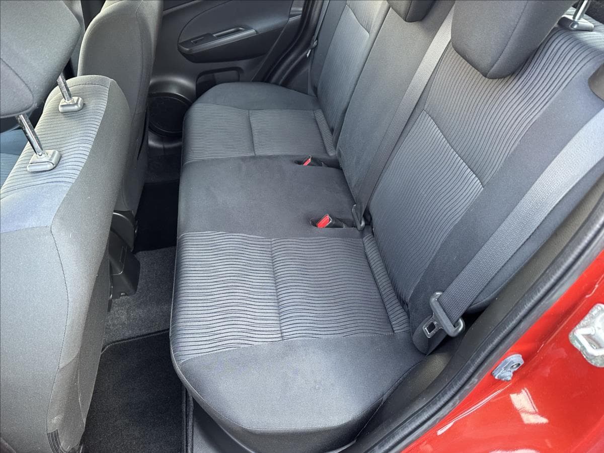 2011 Suzuki SWIFT - 12