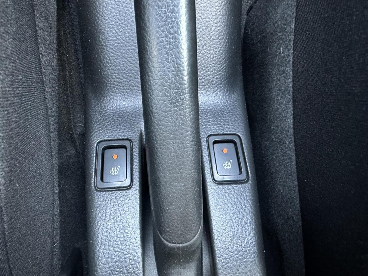 2011 Suzuki SWIFT - 16