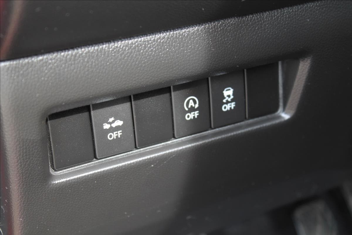 2021 Suzuki SWIFT - 19