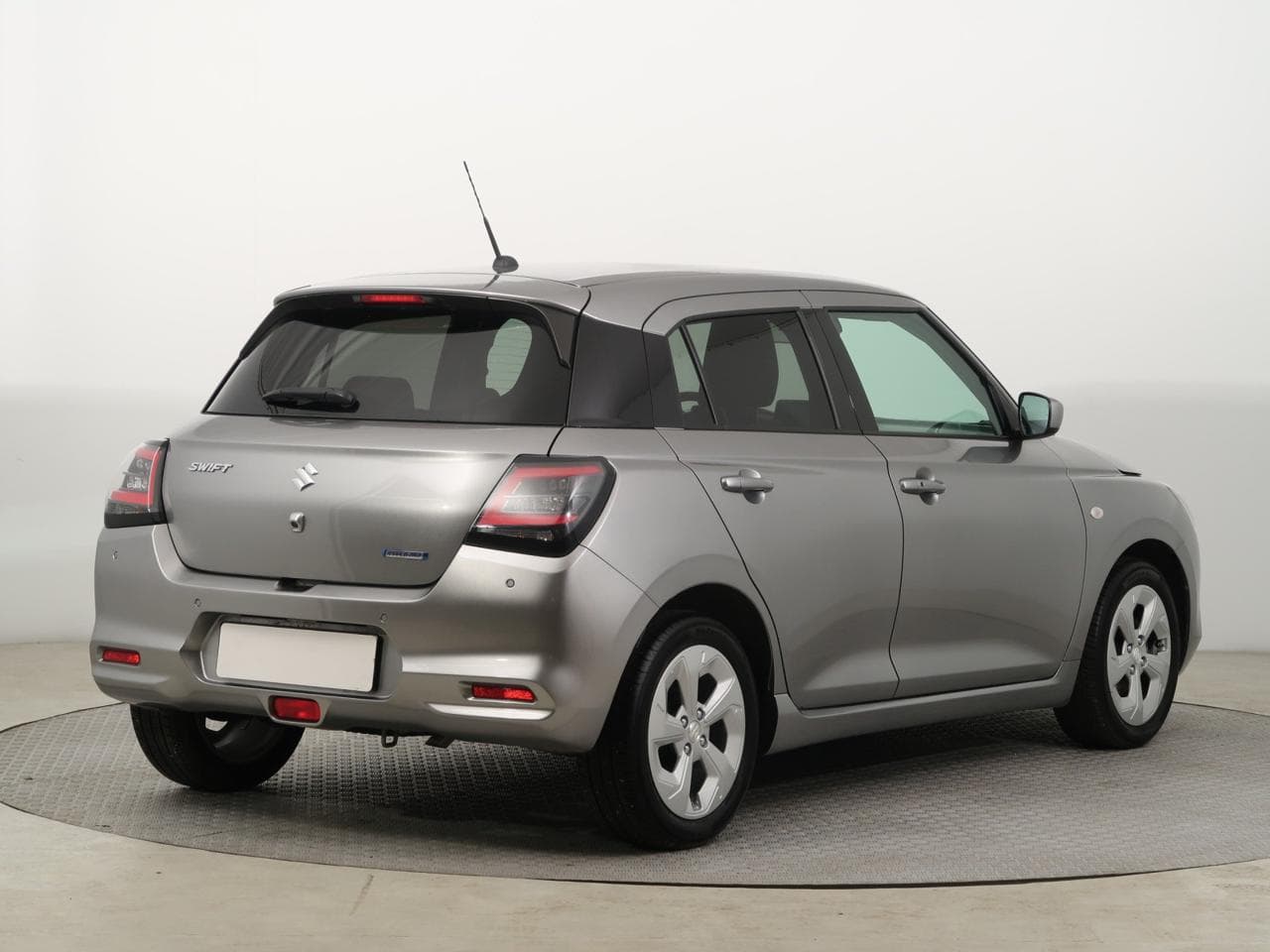 2025 Suzuki SWIFT - 7