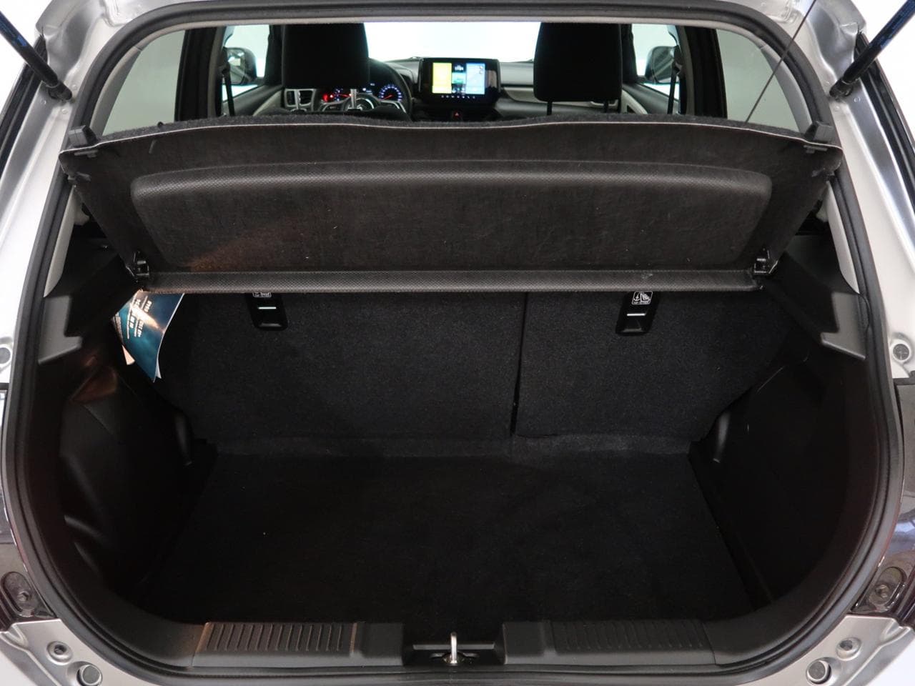 2025 Suzuki SWIFT - 19