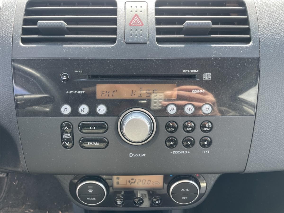 2009 Suzuki SWIFT - 18