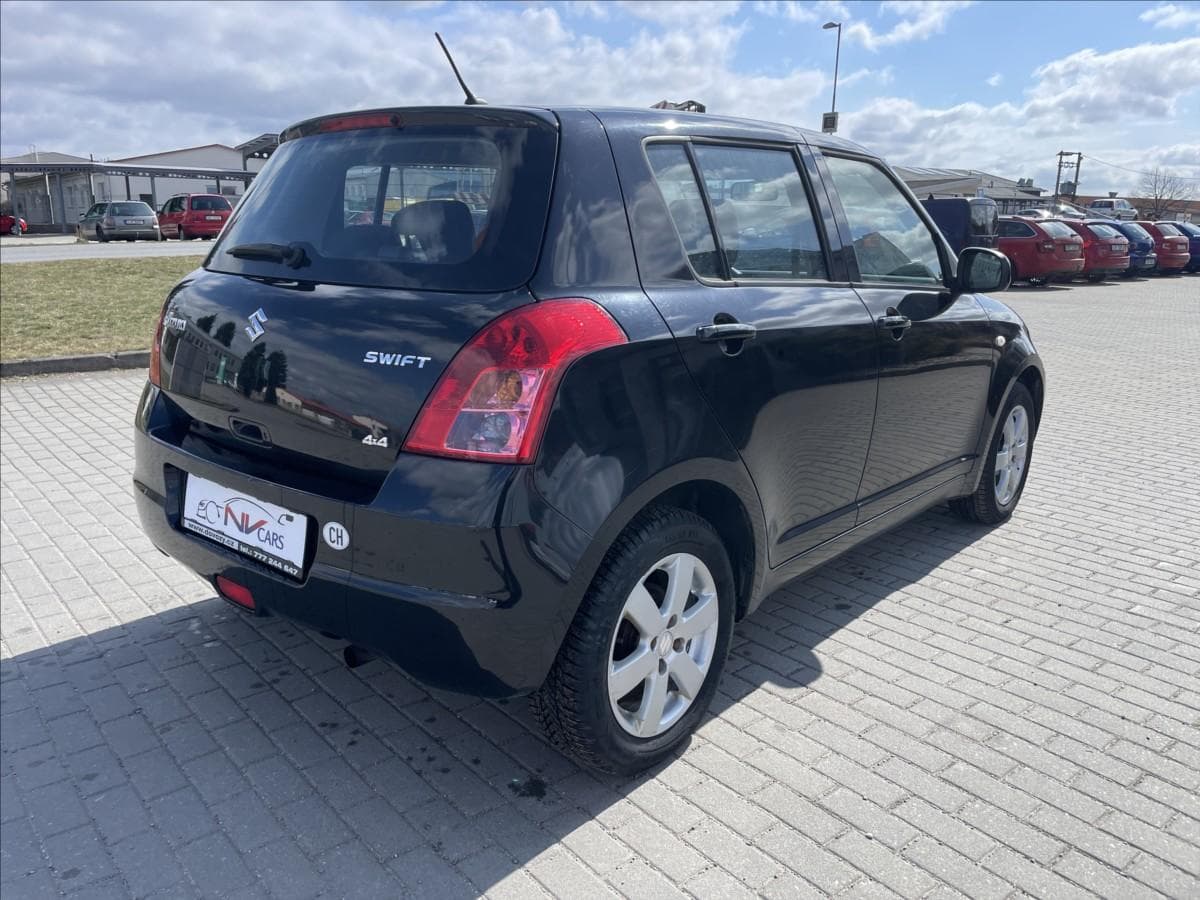 2009 Suzuki SWIFT - 4