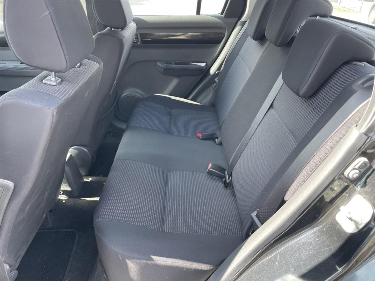 2009 Suzuki SWIFT - 8