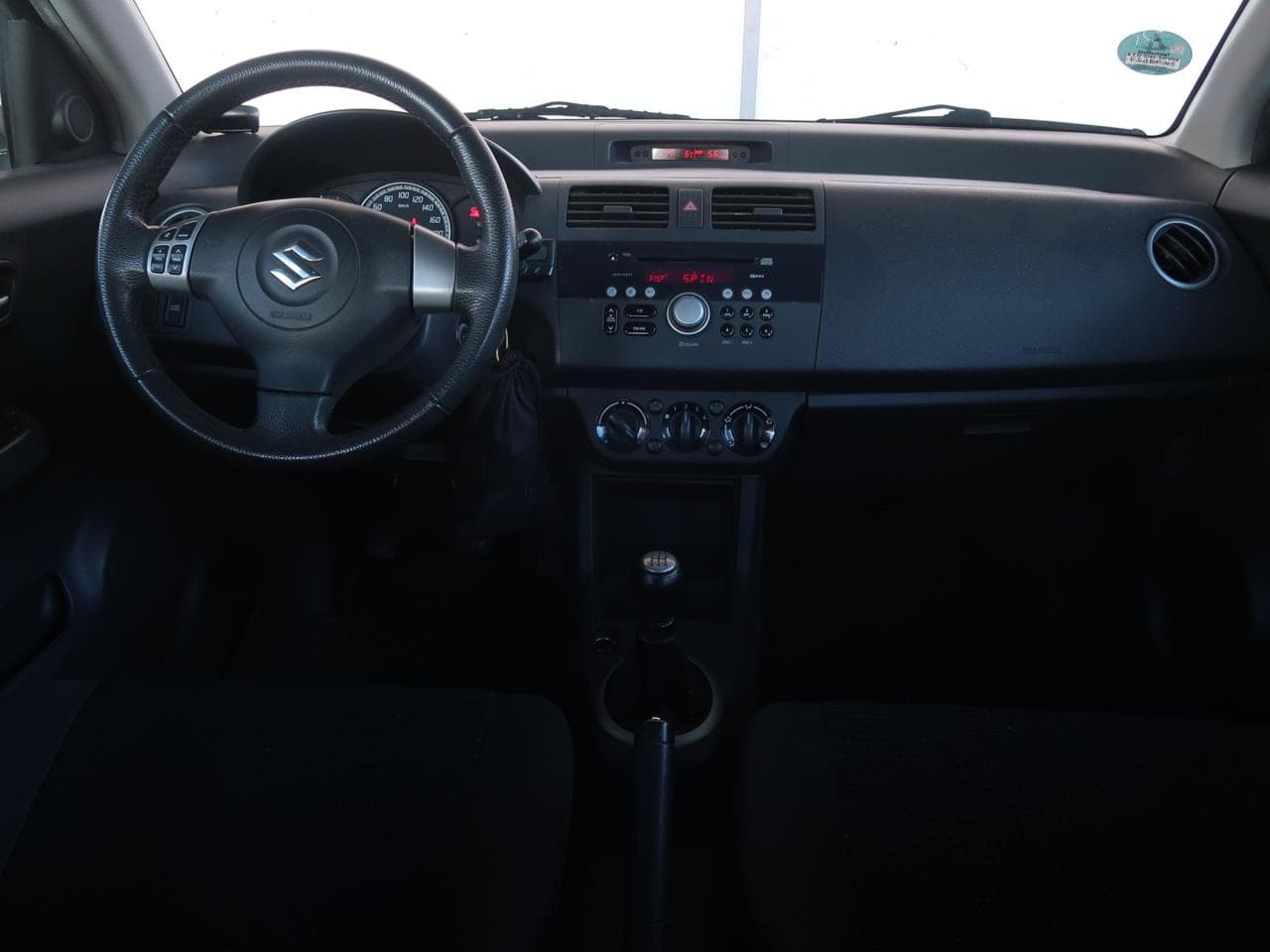 2009 Suzuki SWIFT - 10