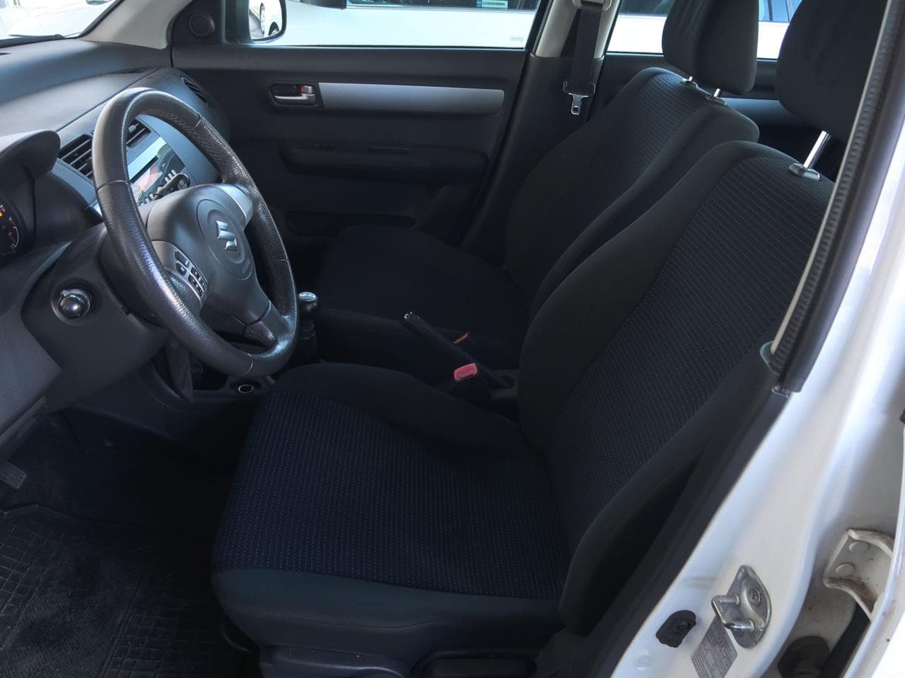 2009 Suzuki SWIFT - 16