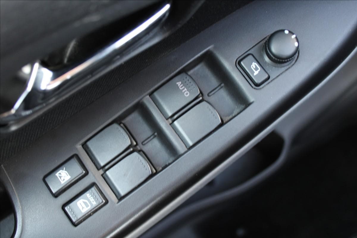 2012 Suzuki SX4 - 18