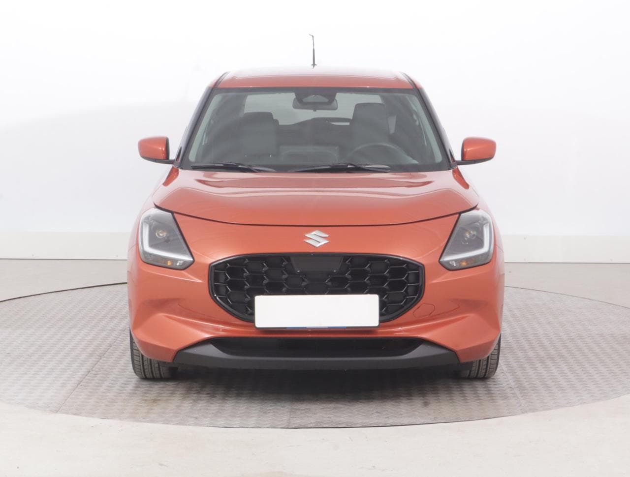 2025 Suzuki SWIFT - 2