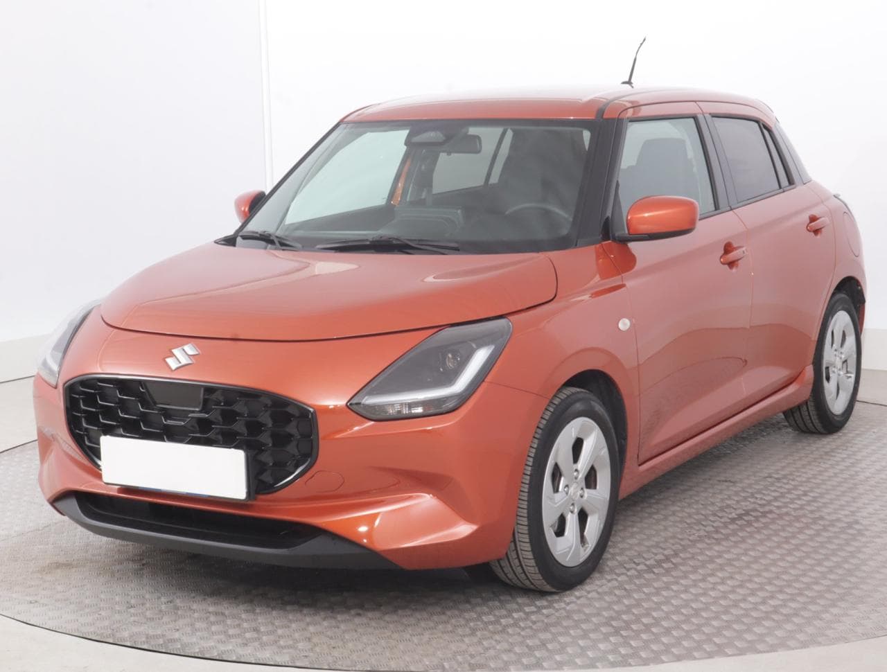 2025 Suzuki SWIFT - 3