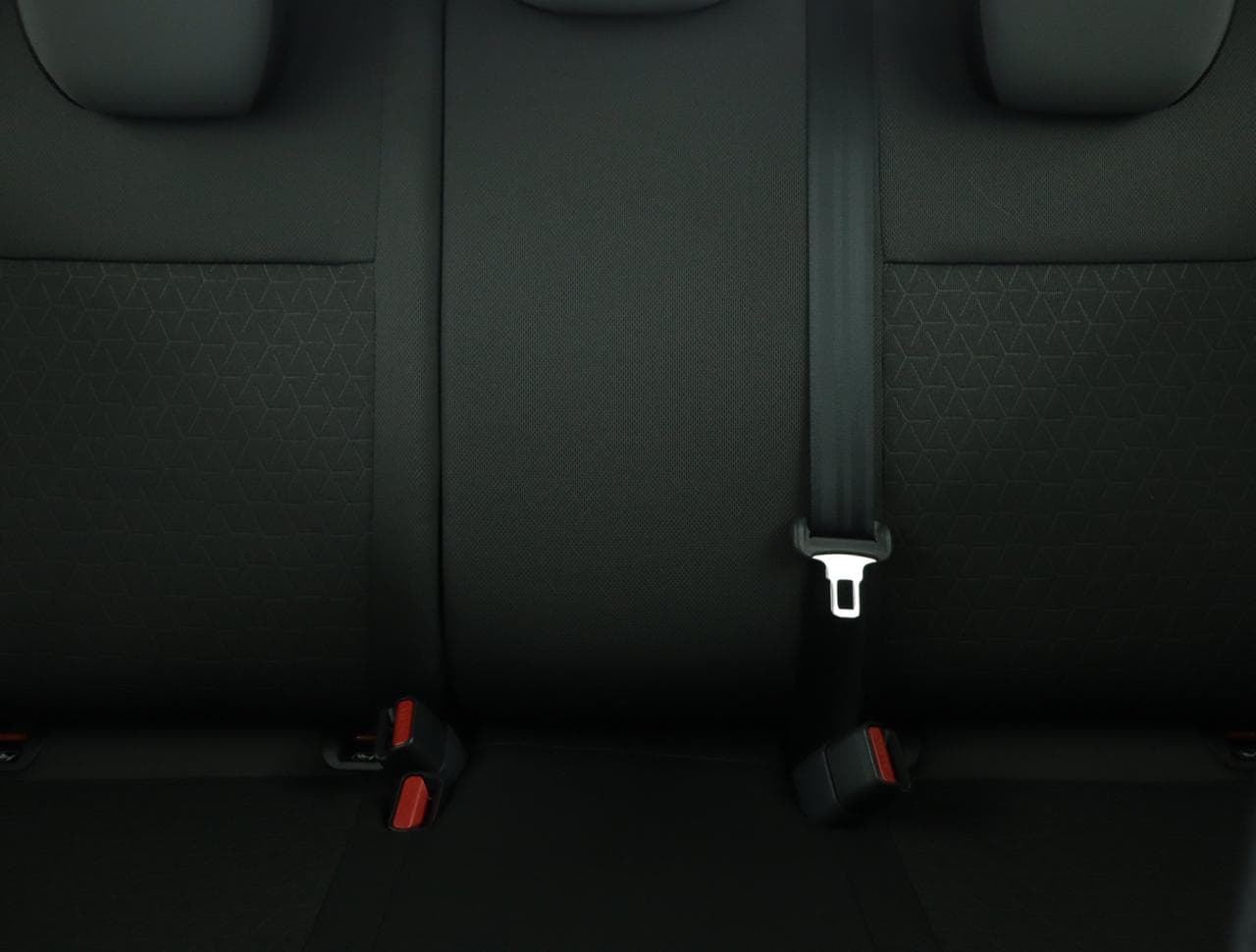 2025 Suzuki SWIFT - 14