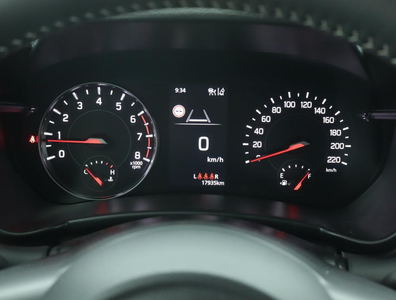 2025 Suzuki SWIFT - 17