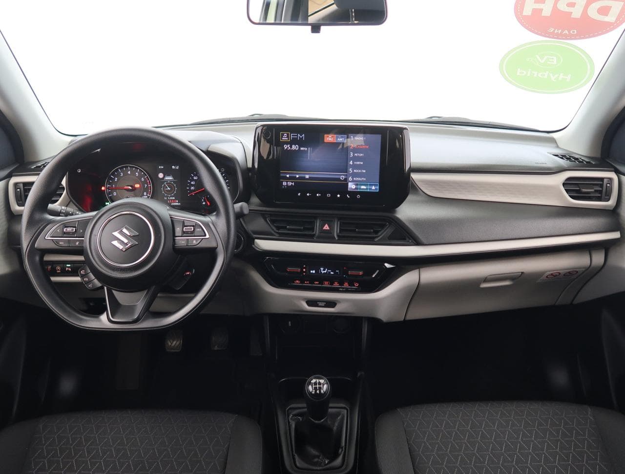 2025 Suzuki SWIFT - 10