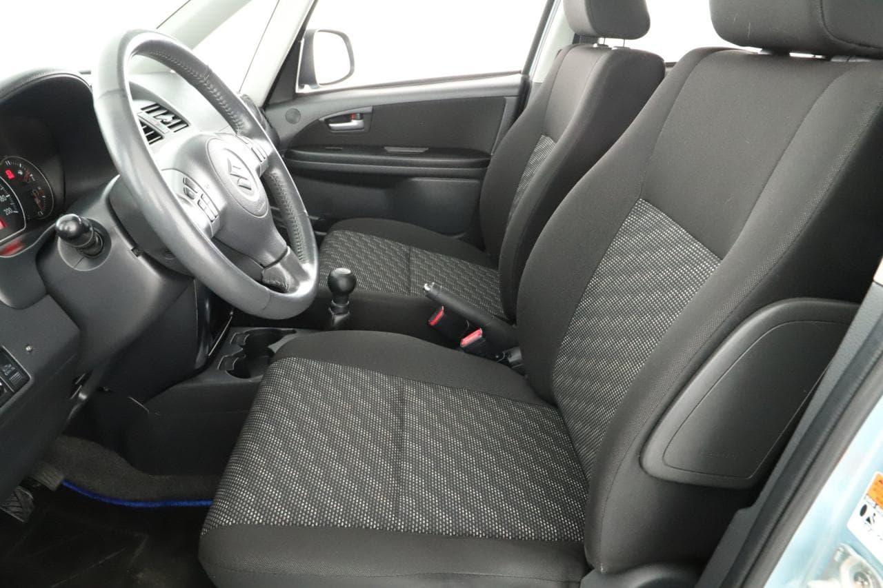 2009 Suzuki SX4 - 13