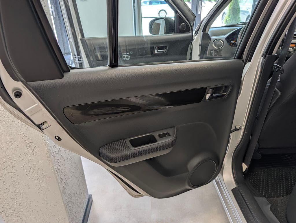 2010 Suzuki SWIFT - 18
