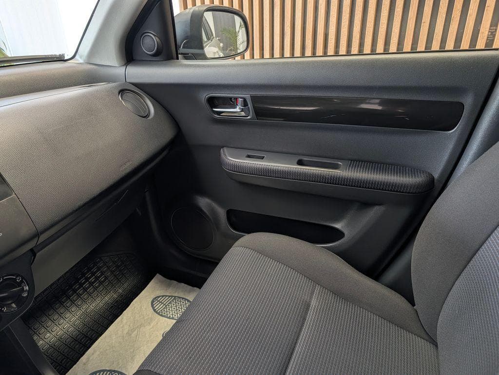 2010 Suzuki SWIFT - 17