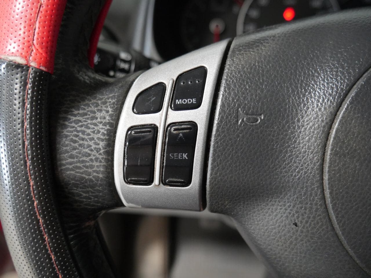 2009 Suzuki SX4 - 25