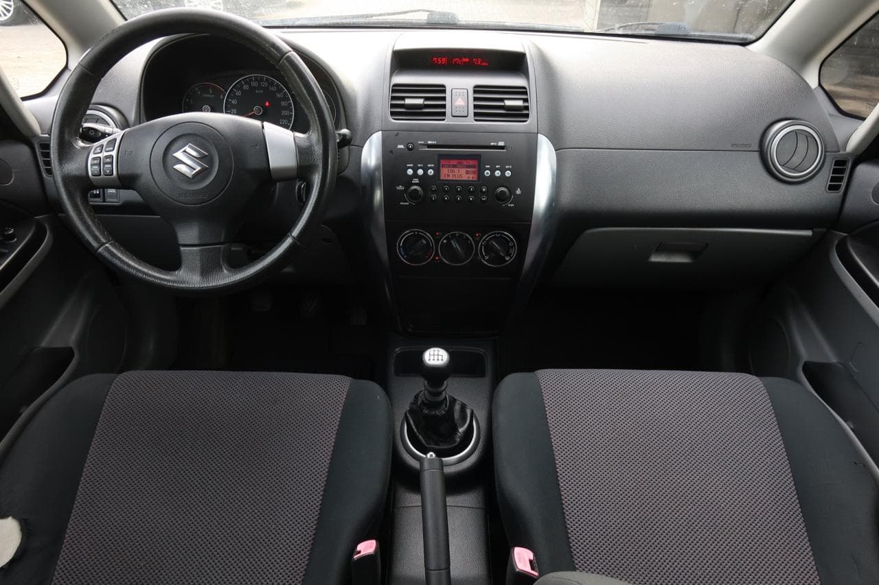2007 Suzuki SX4 - 10