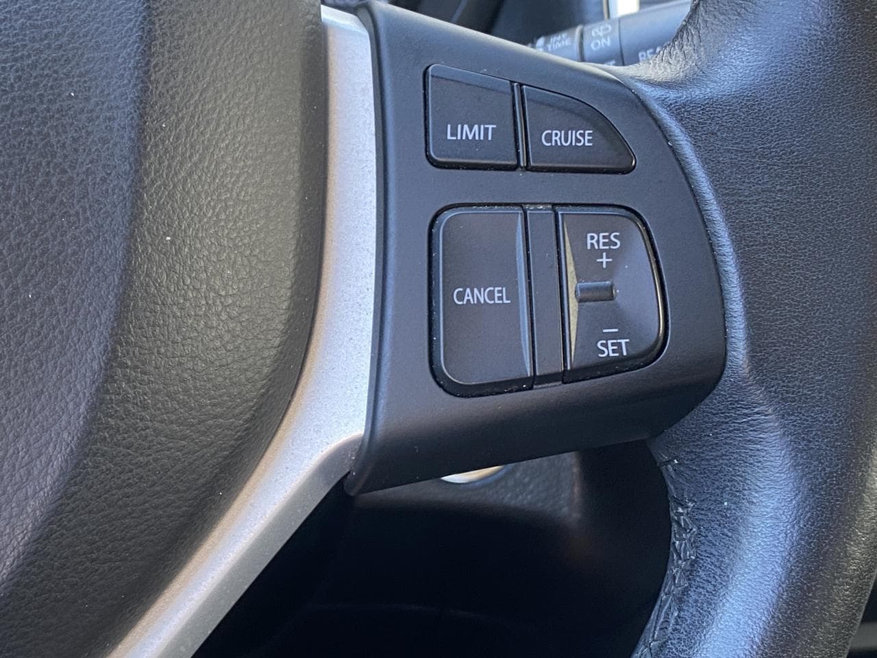 2013 Suzuki S-CROSS - 13