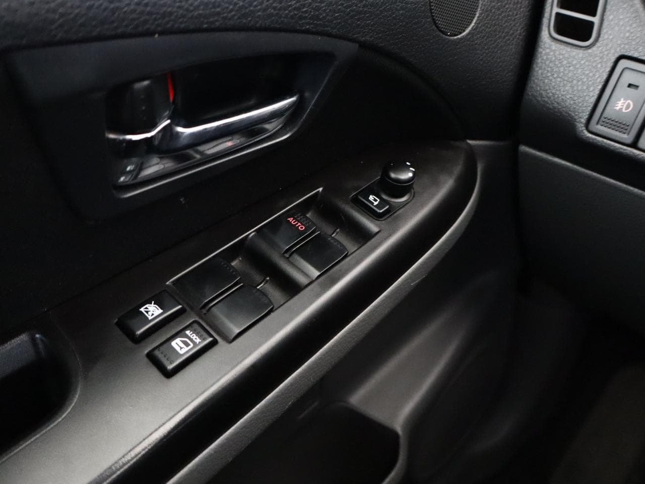 2012 Suzuki SX4 - 39
