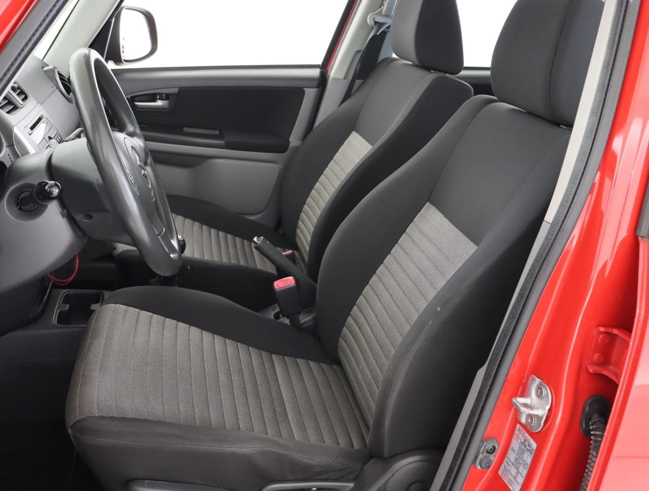 2012 Suzuki SX4 - 13