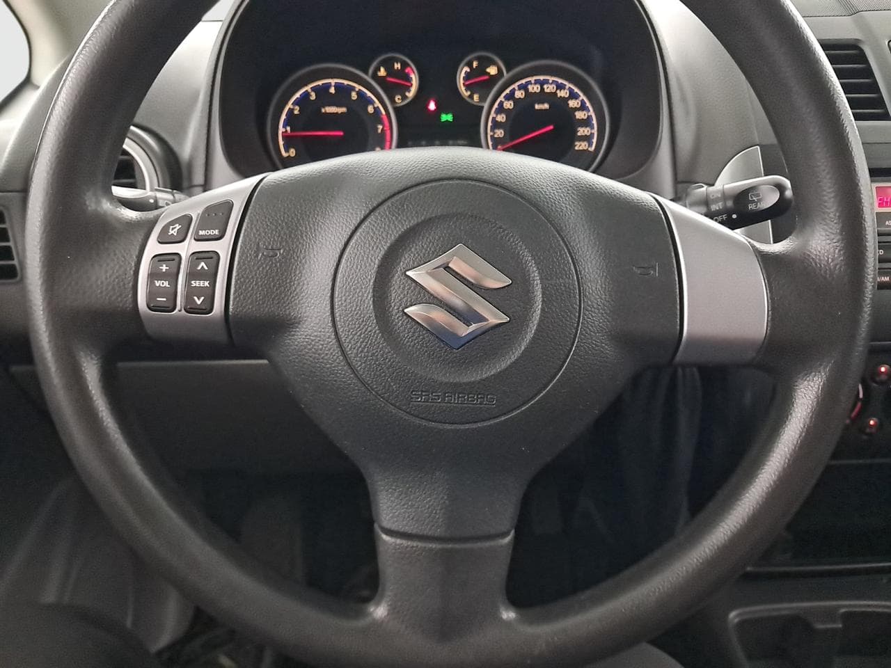 2011 Suzuki SX4 - 20